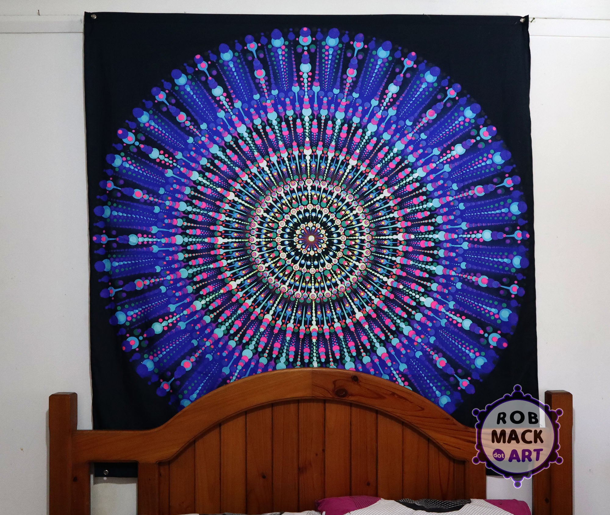 150cm 'Royal Rays' Psychedelic Art Tapestry